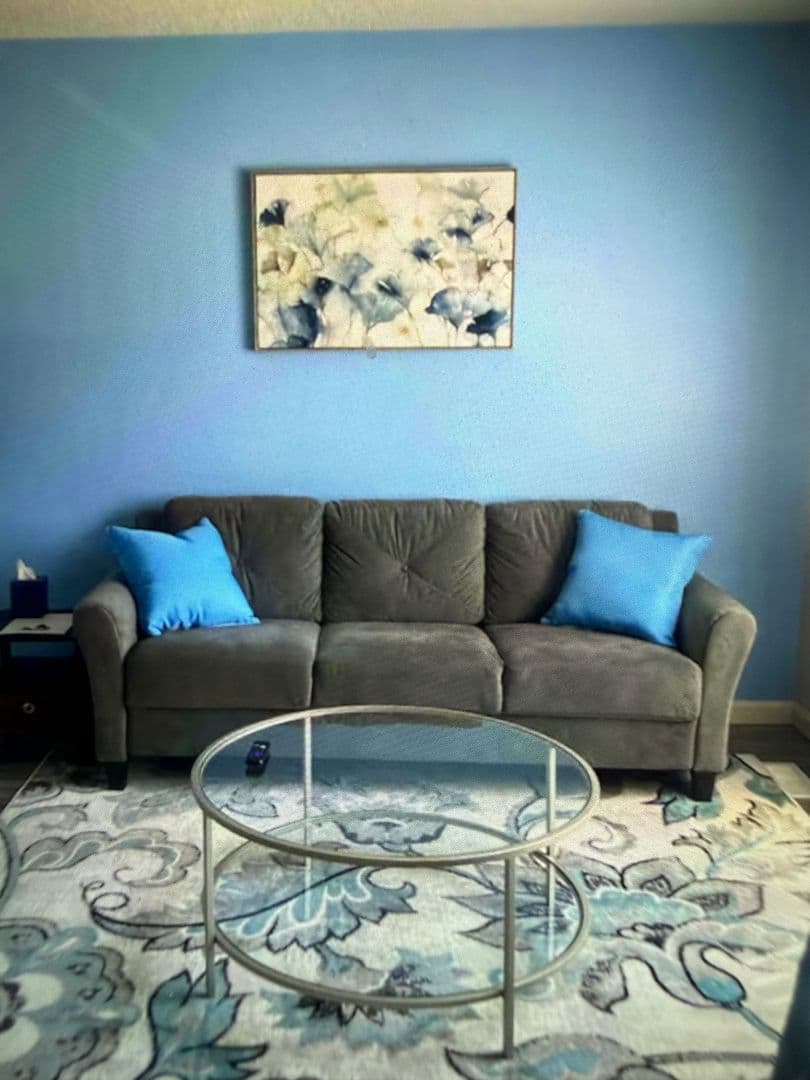 Great Downstairs 1 bedroom 1 bath Apartment Fully Furnished 1 of 5