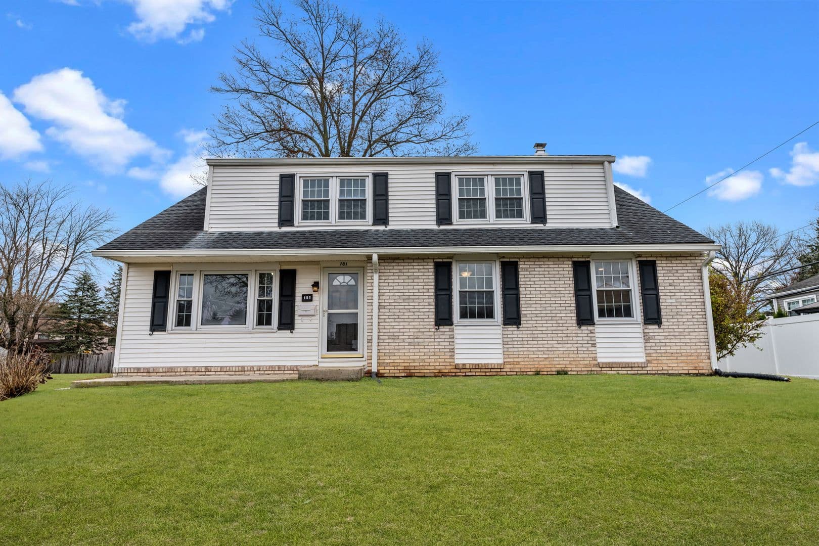 131 Kipling Dr 1 of 36