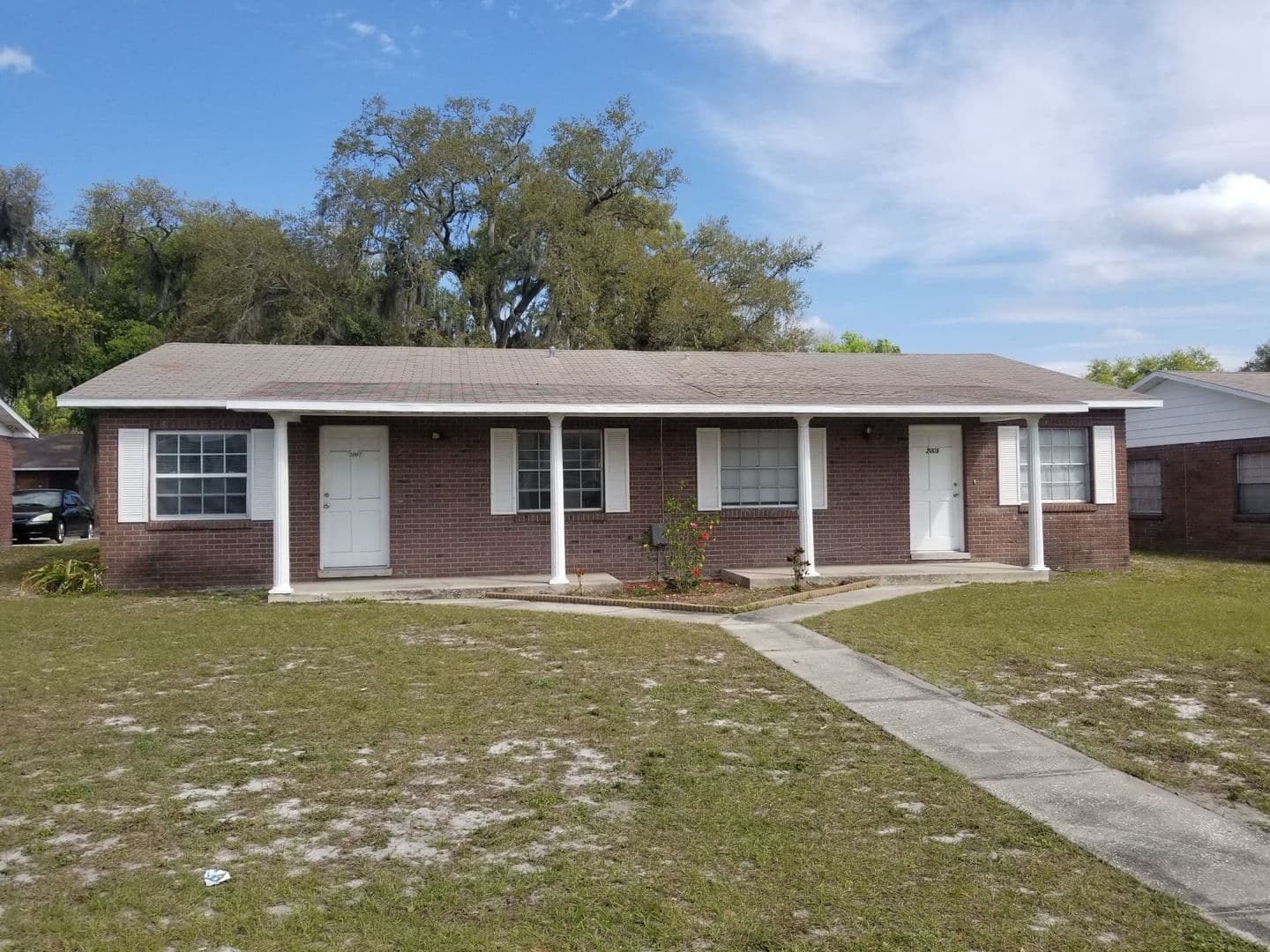 Two-Bedroom Duplex Near Lake Howard 1 of 6