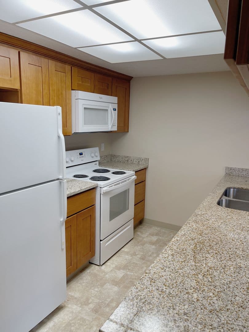 533 - Roxclif Court 1 of 8