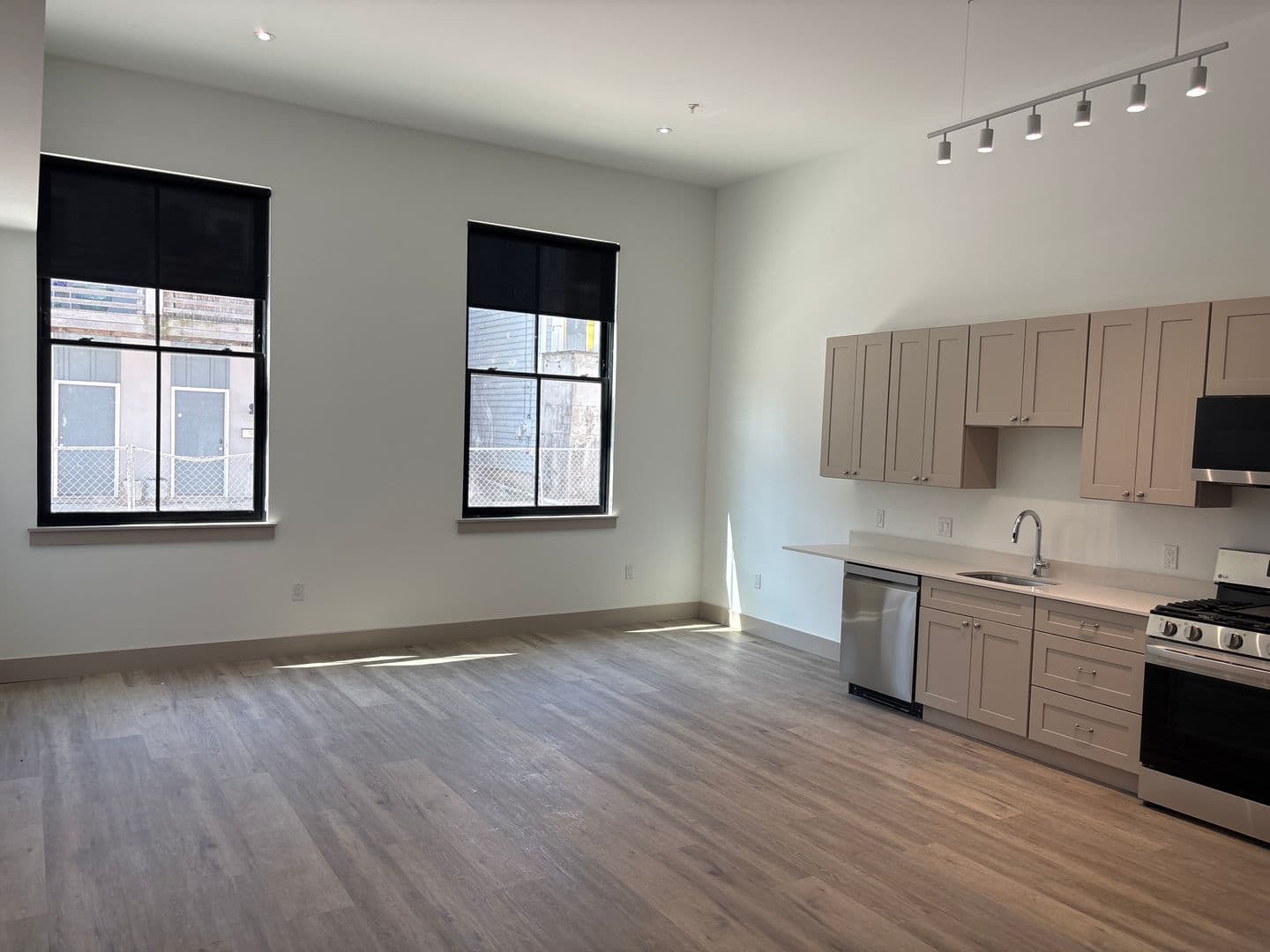 Five Point Flats - Residential 1 of 5