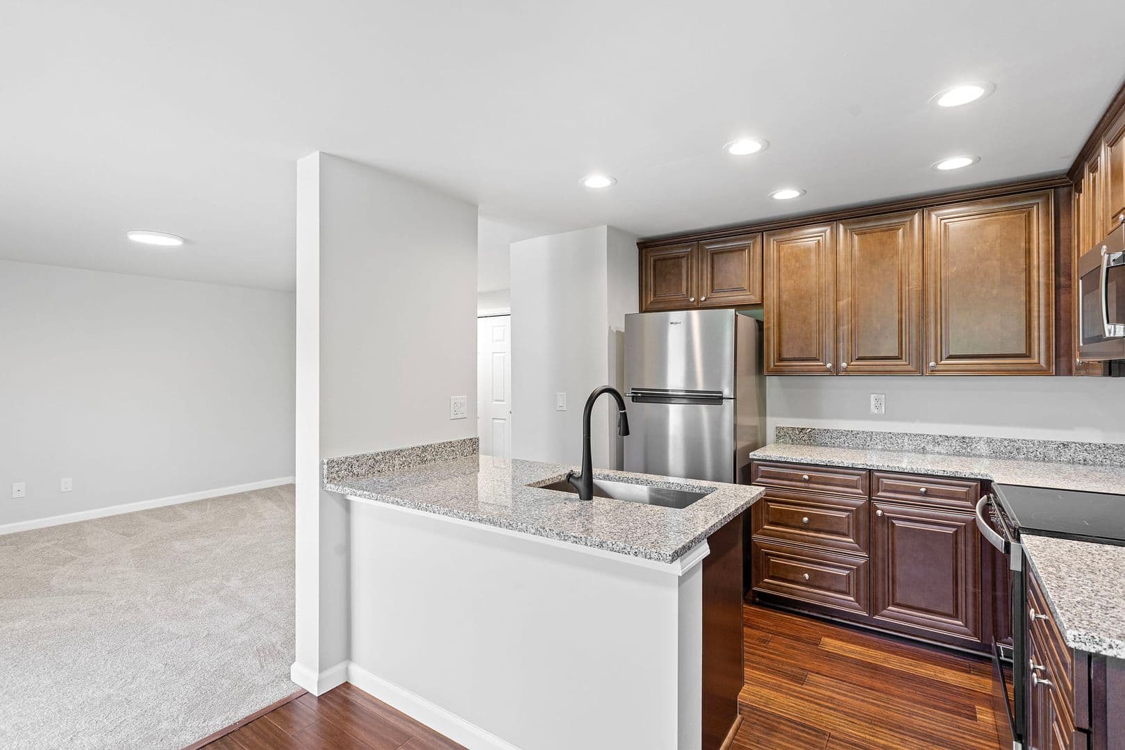 Heron View Apartment Homes 1 of 17