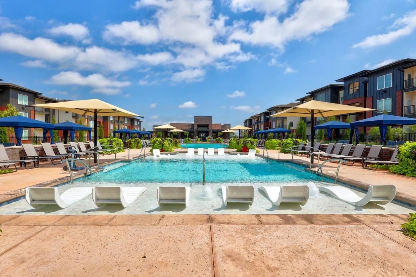 The Encore Apartments 1 of 9