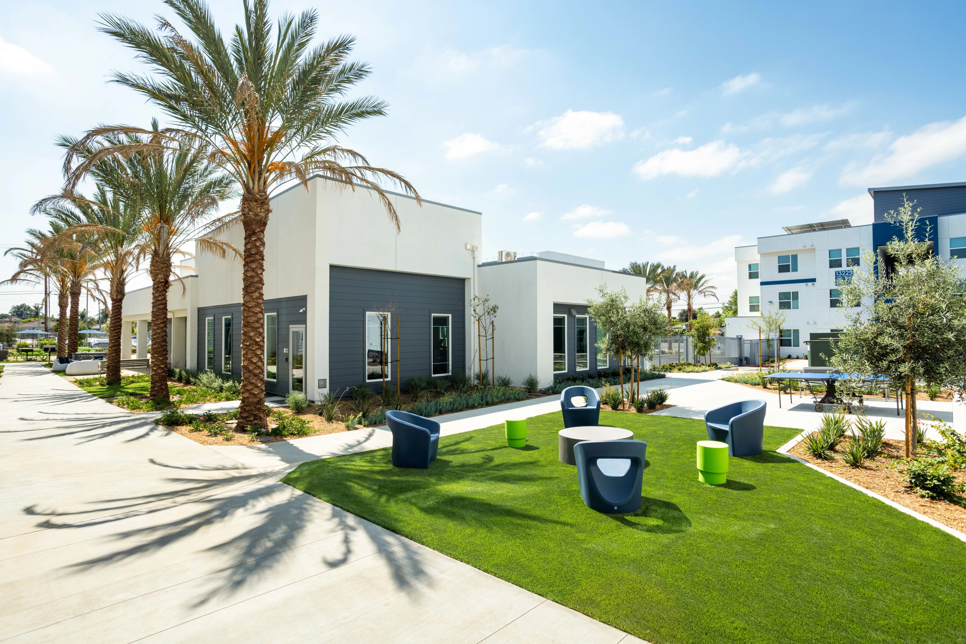 Lakeland Apartments 1 of 8
