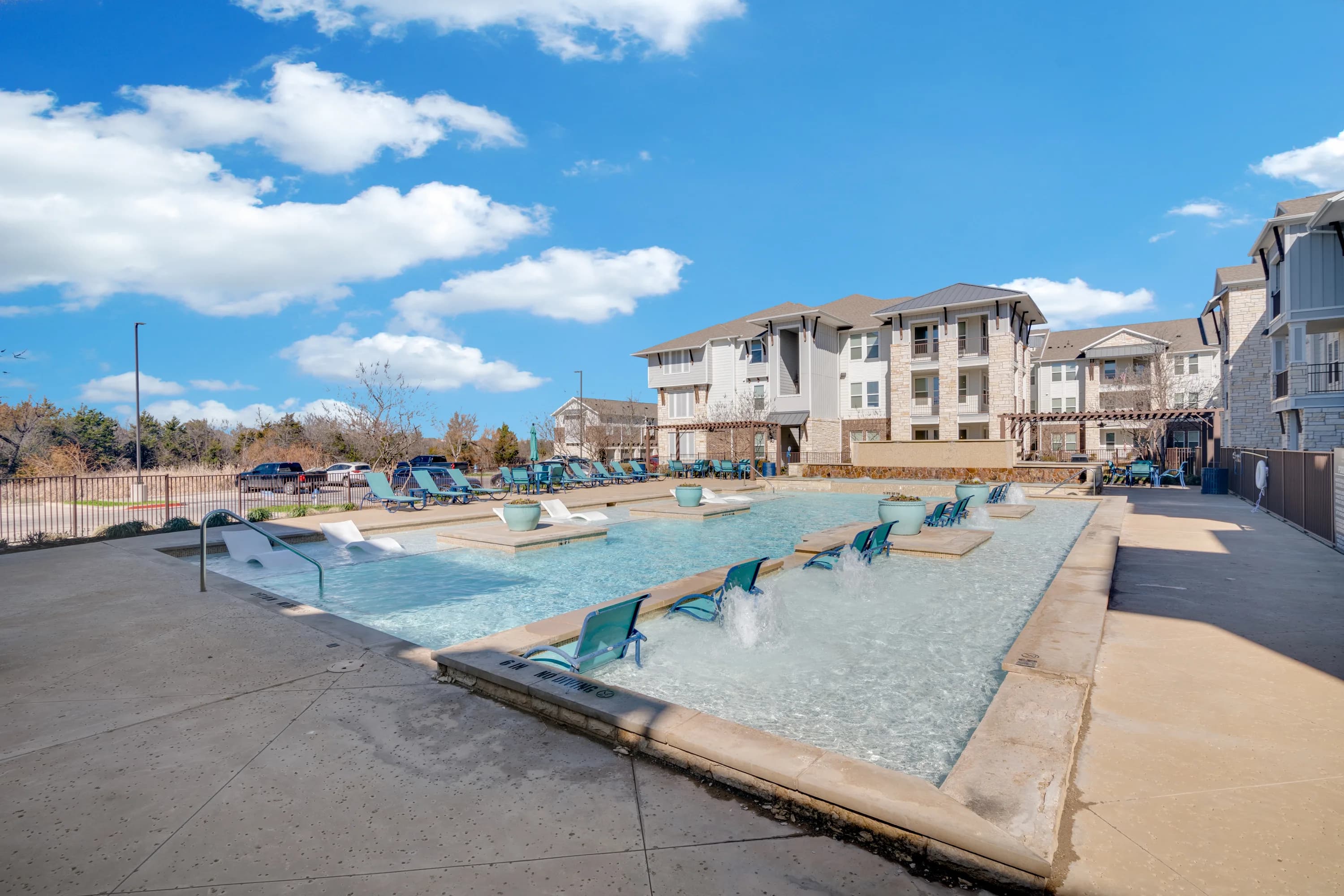 Luxia Rockwall Downes 1 of 9