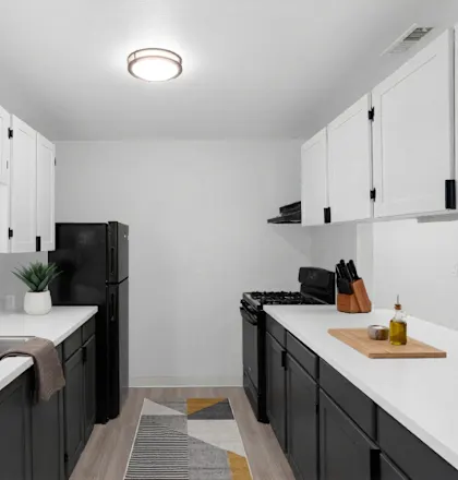 The Rosewood Apartments 1 of 6