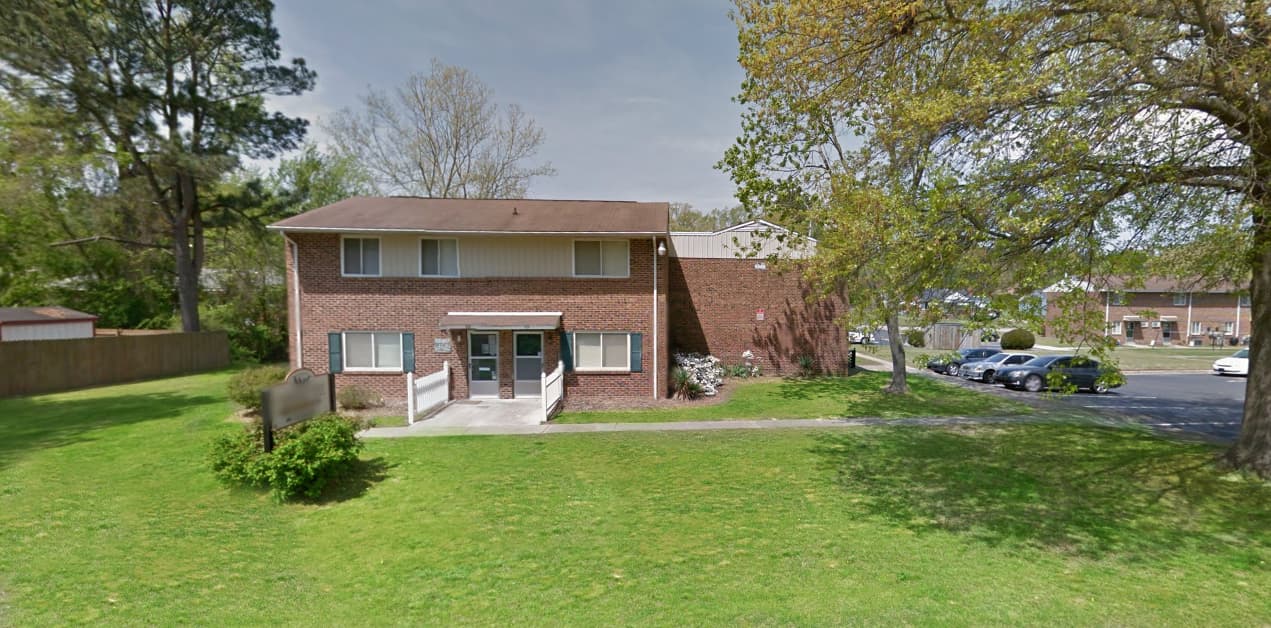 Carriage Hill 1 of 4