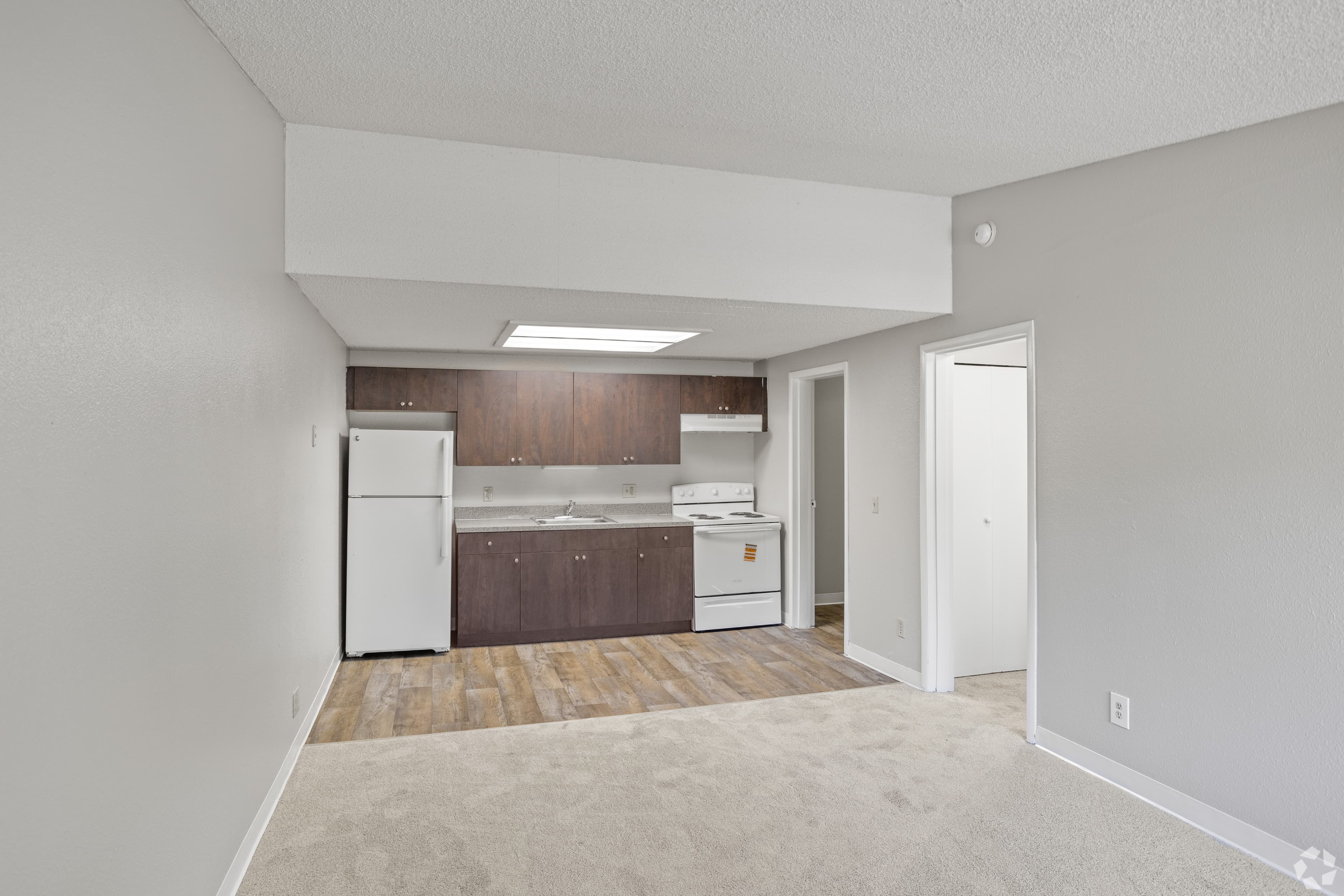 Jupiter Cove Apartments 1 of 8