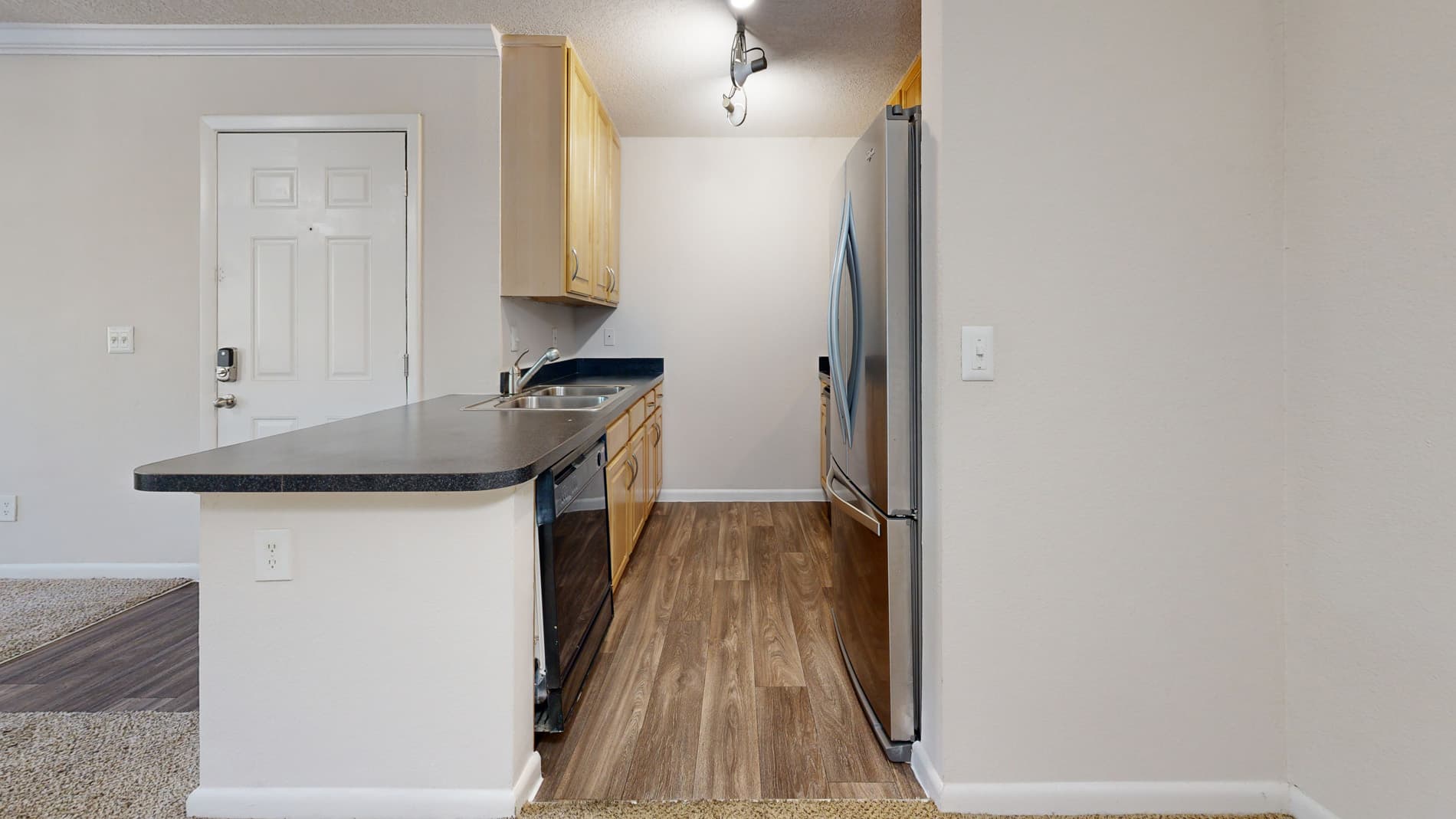Altamira Place Apartment Homes 1 of 5