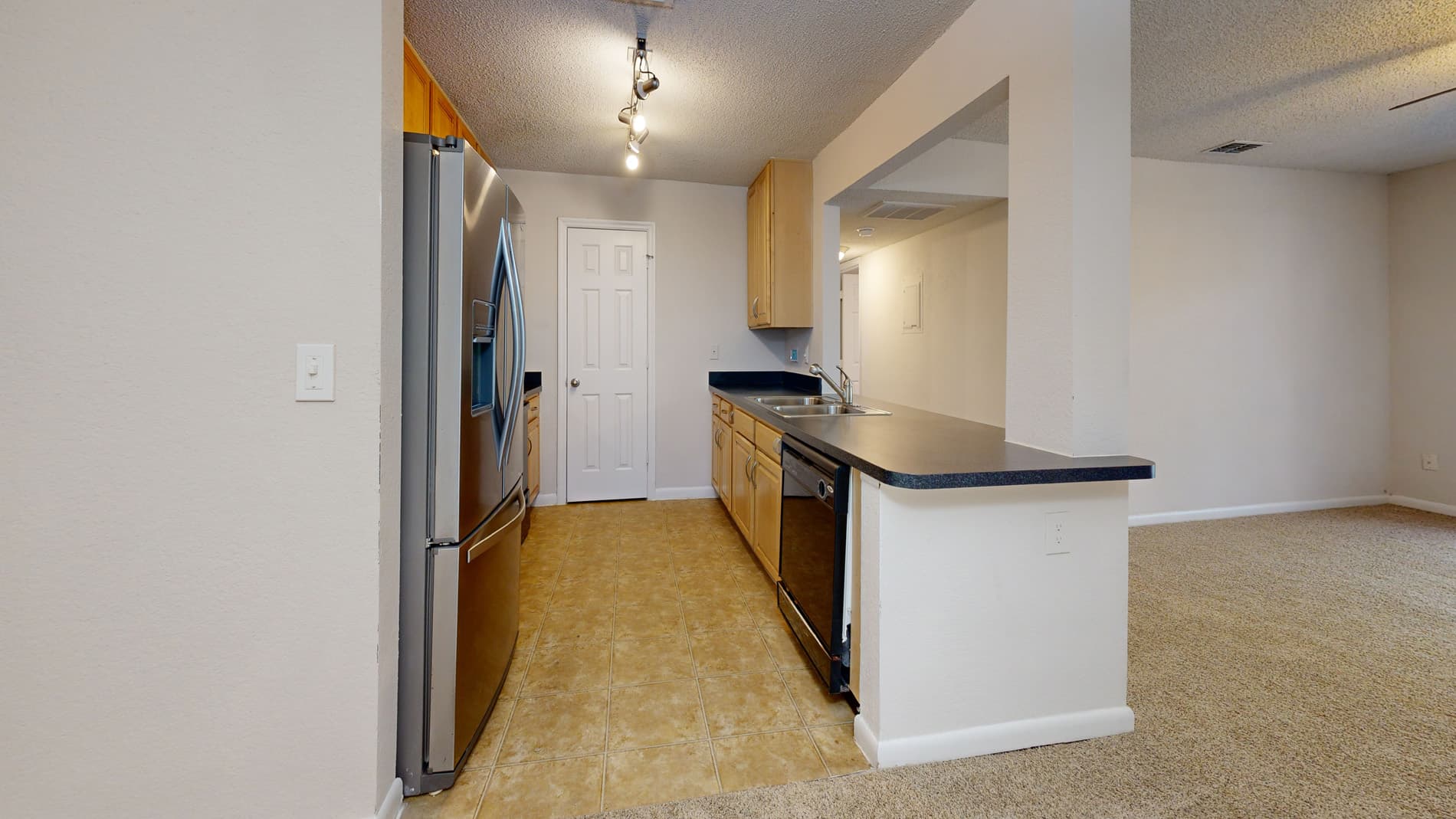 Altamira Place Apartment Homes 1 of 5