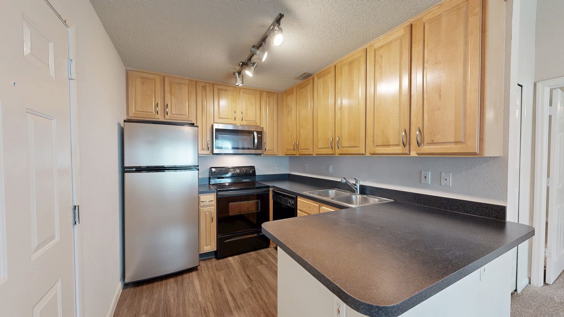 Altamira Place Apartment Homes 1 of 5