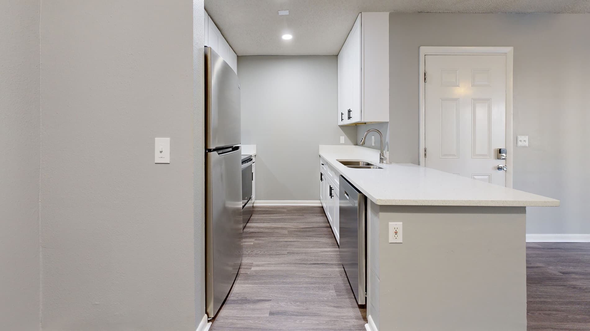 Altamira Place Apartment Homes 1 of 5
