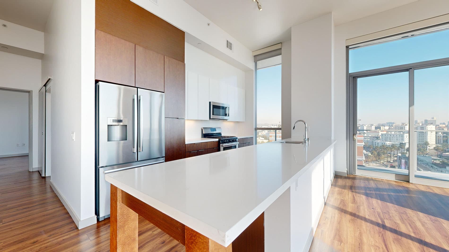 3033 Wilshire 1 of 5