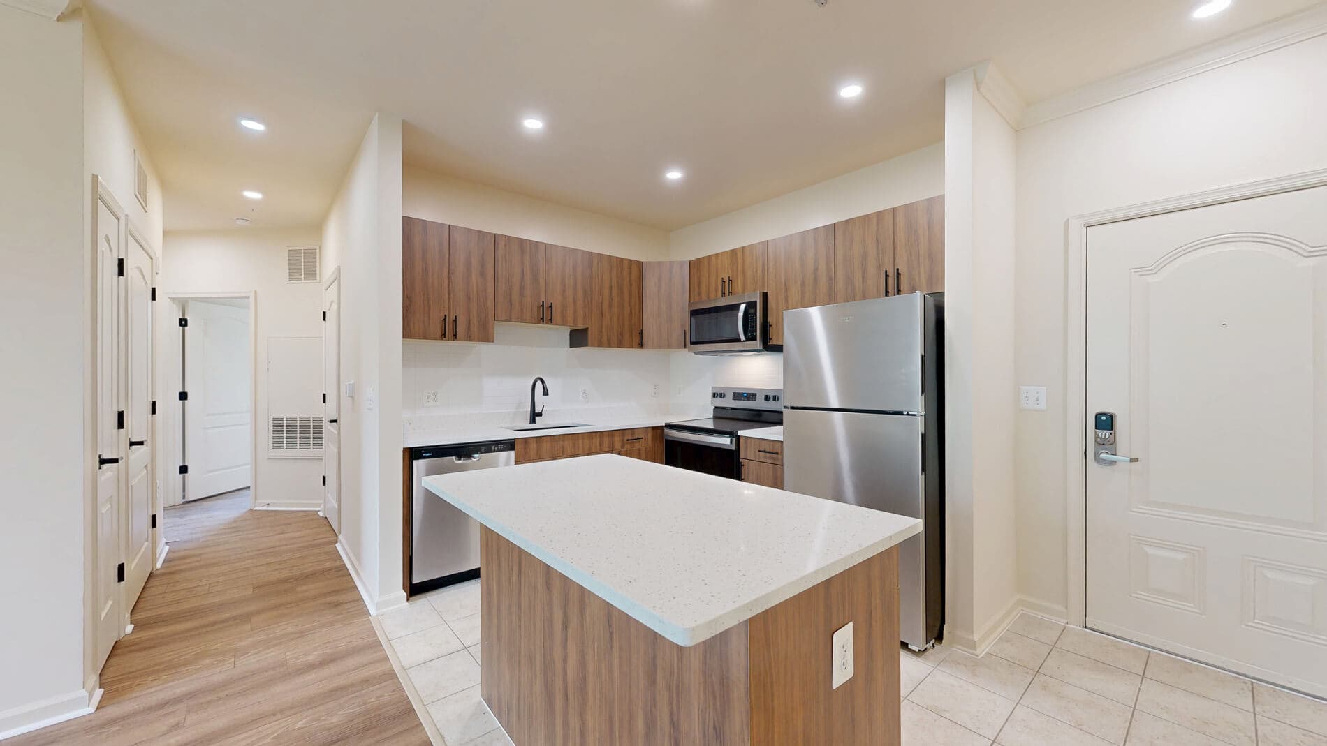 Signal Hill Apartment Homes 1 of 5