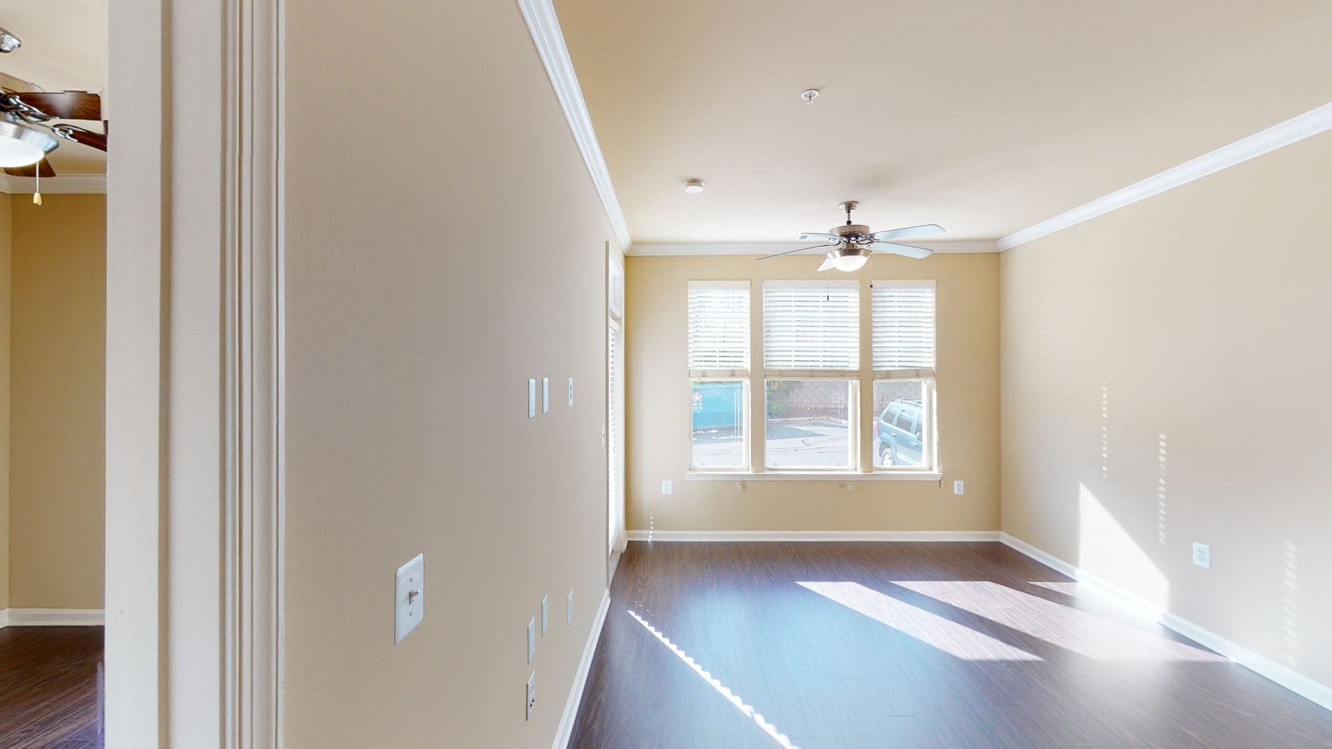 Signal Hill Apartment Homes 1 of 5