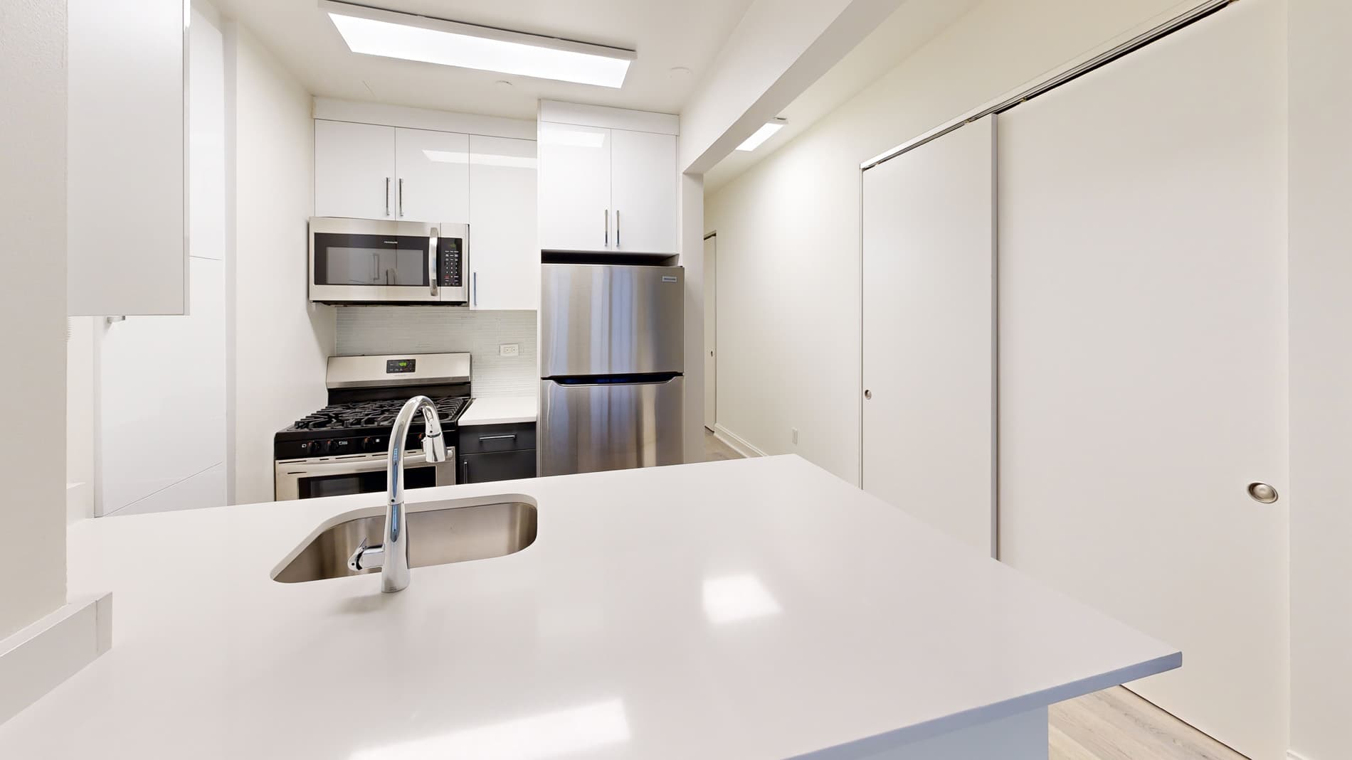 10 Hanover Square 1 of 5