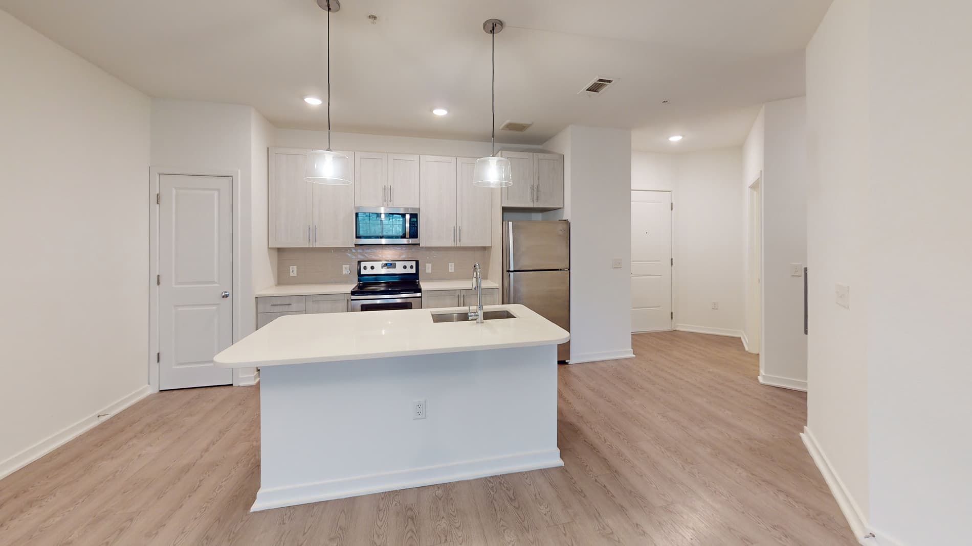 Essex Luxe Apartments 1 of 5