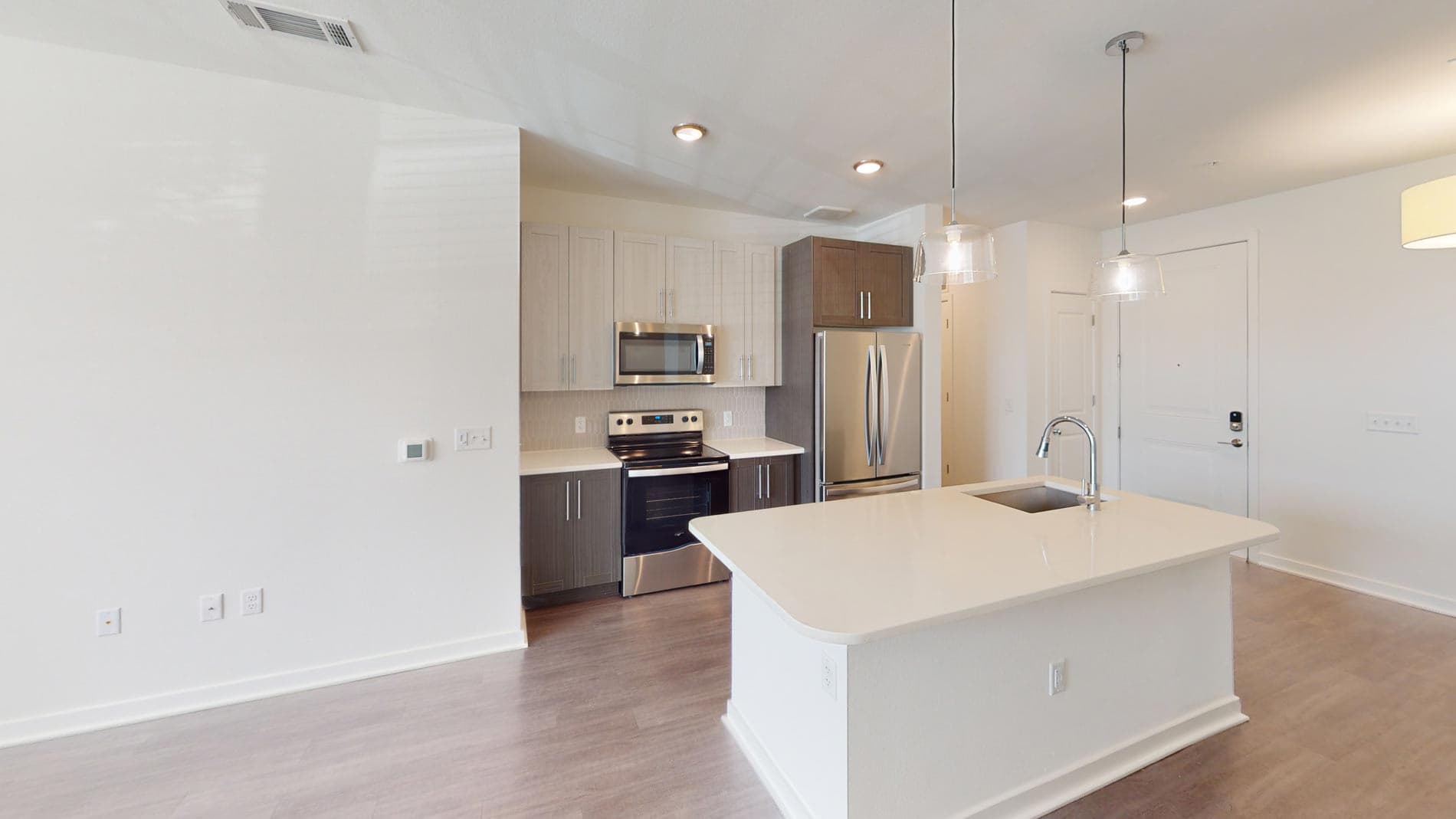 Essex Luxe Apartments 1 of 5