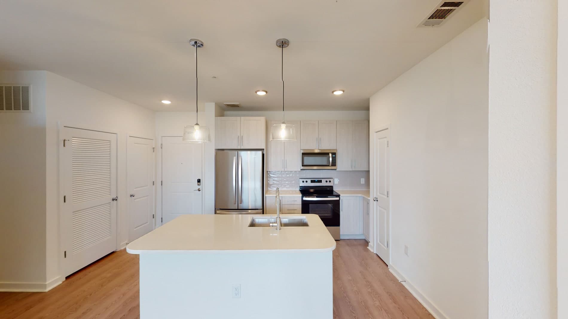Essex Luxe Apartments 1 of 5