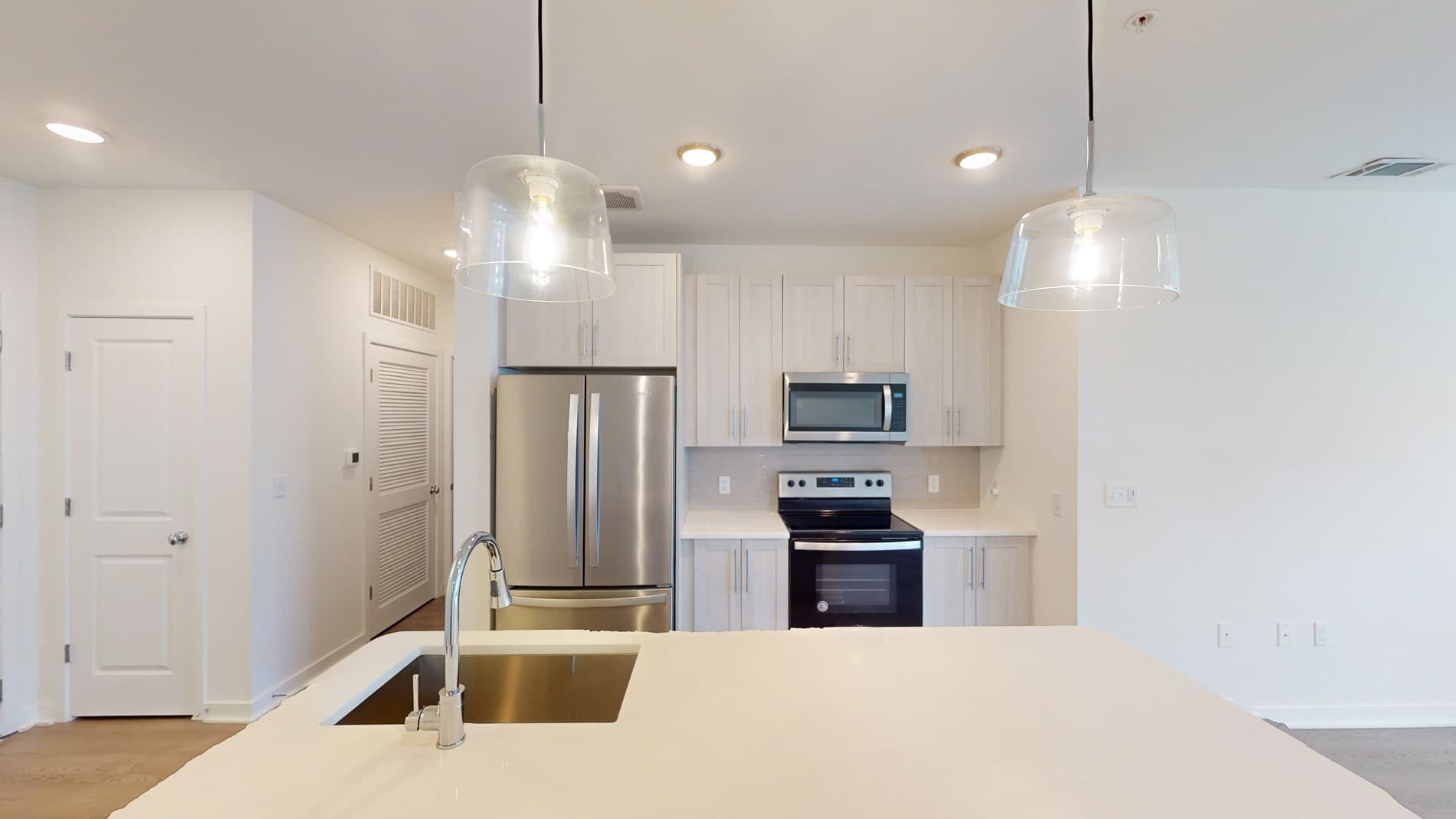 Essex Luxe Apartments 1 of 5