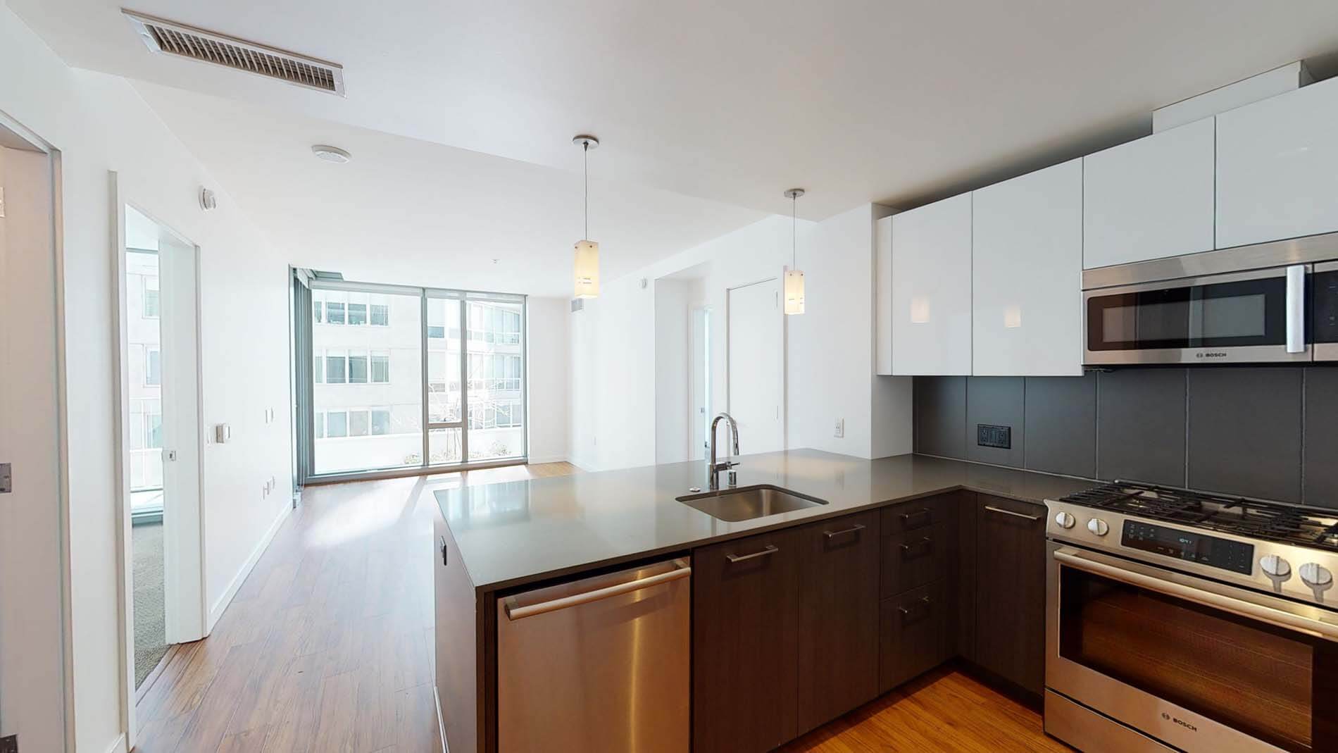 399 Fremont 1 of 5