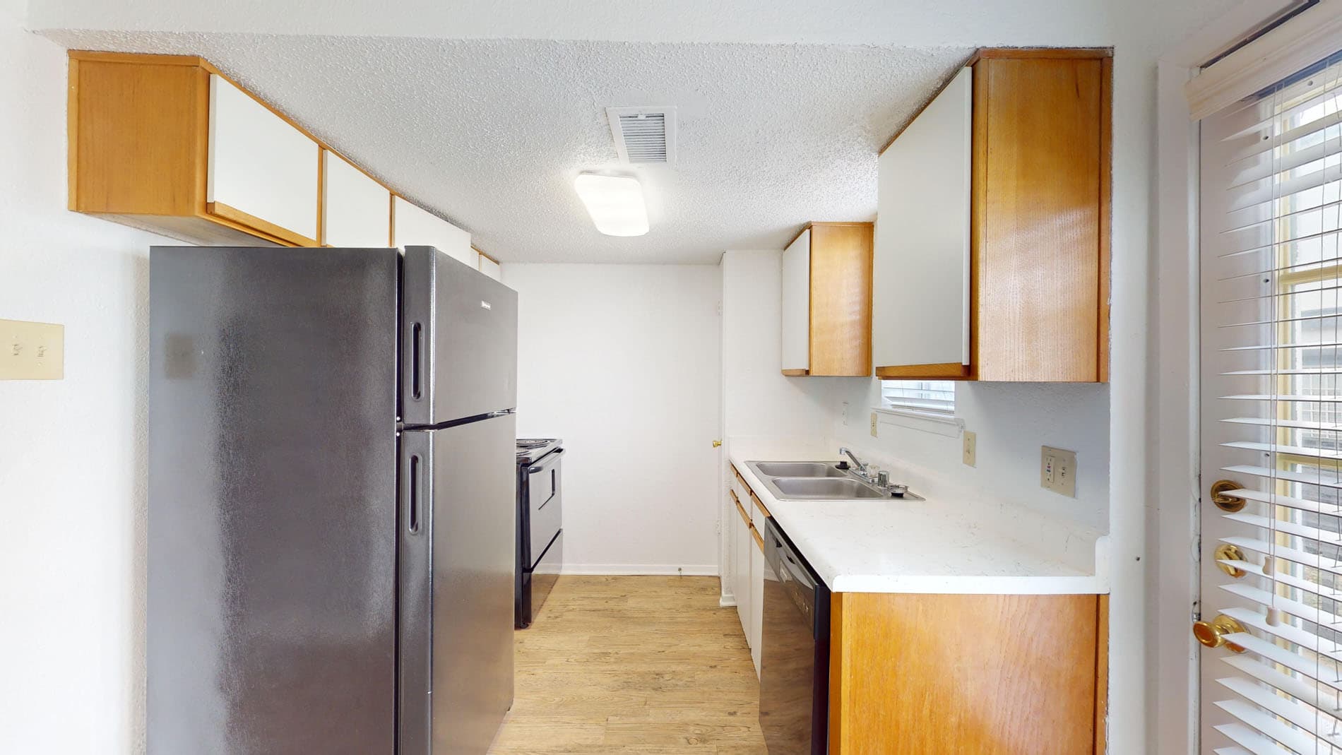 Addison Apartments at the Park 1 of 5
