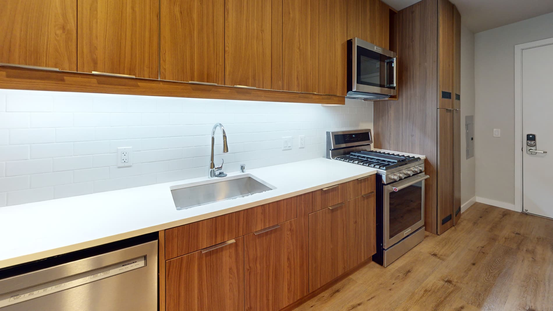 Residences at Lake Merritt 1 of 5