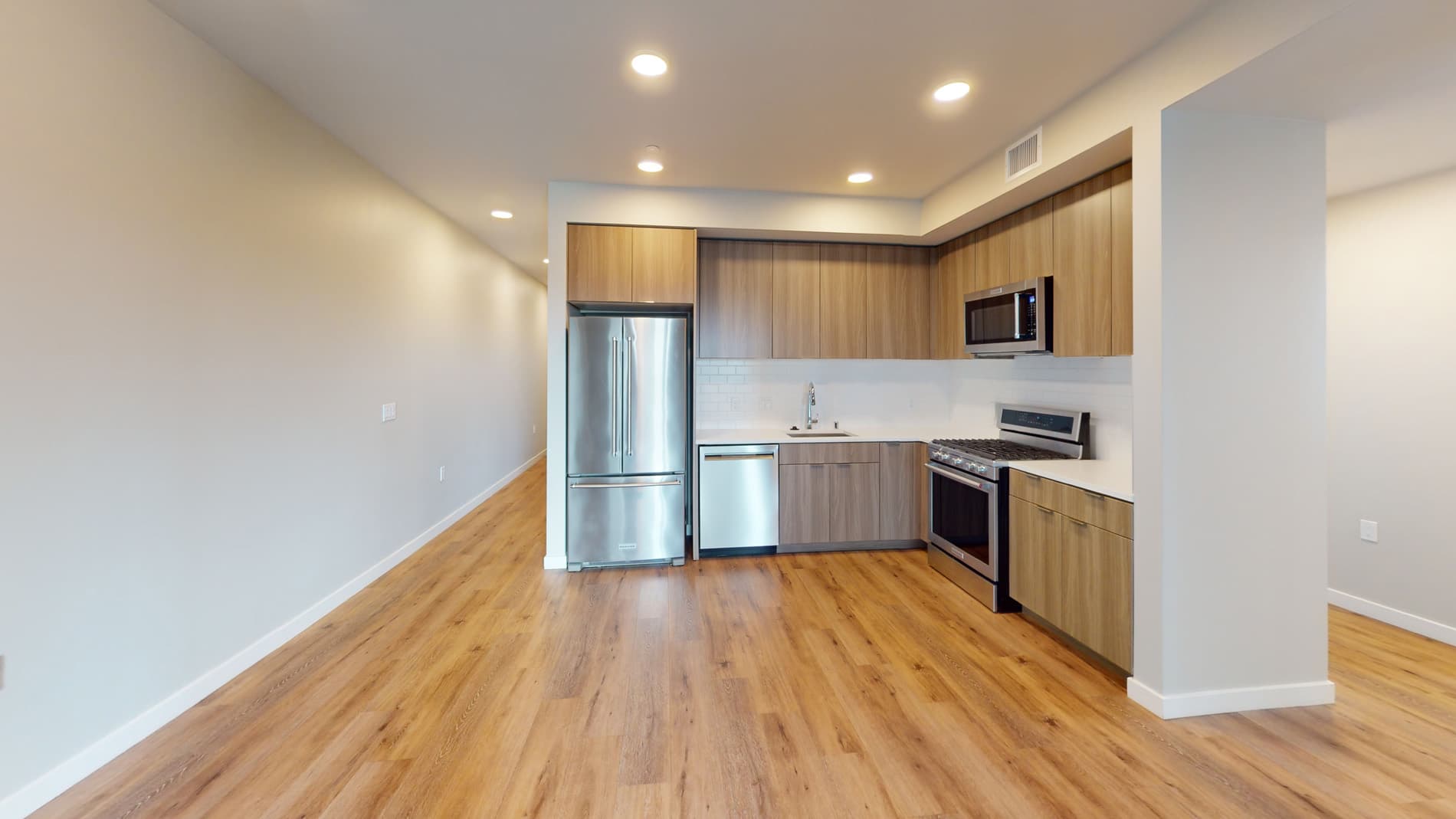 Residences at Lake Merritt 1 of 5