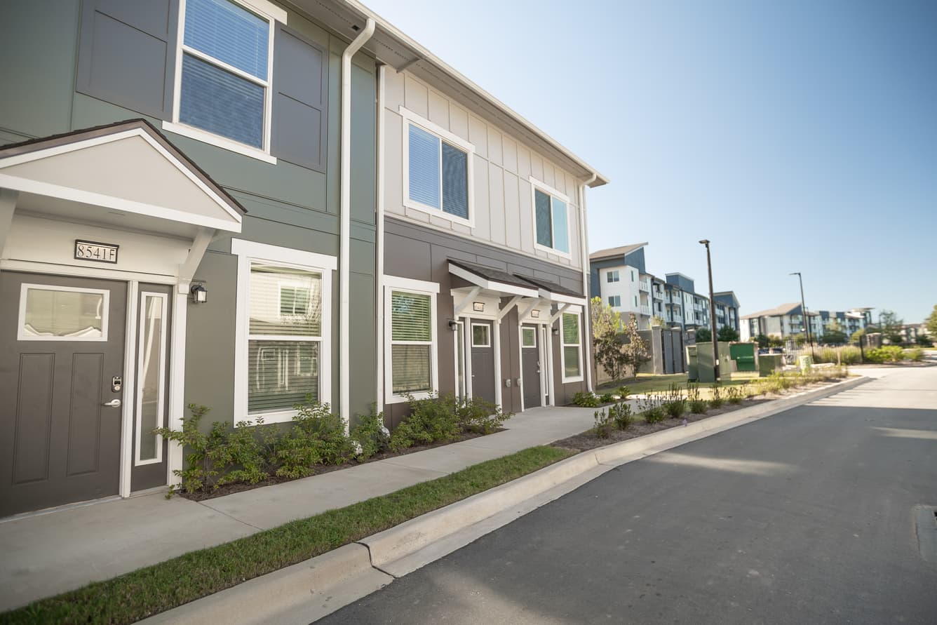 Evolve Townhomes & Thrive Lofts 1 of 8